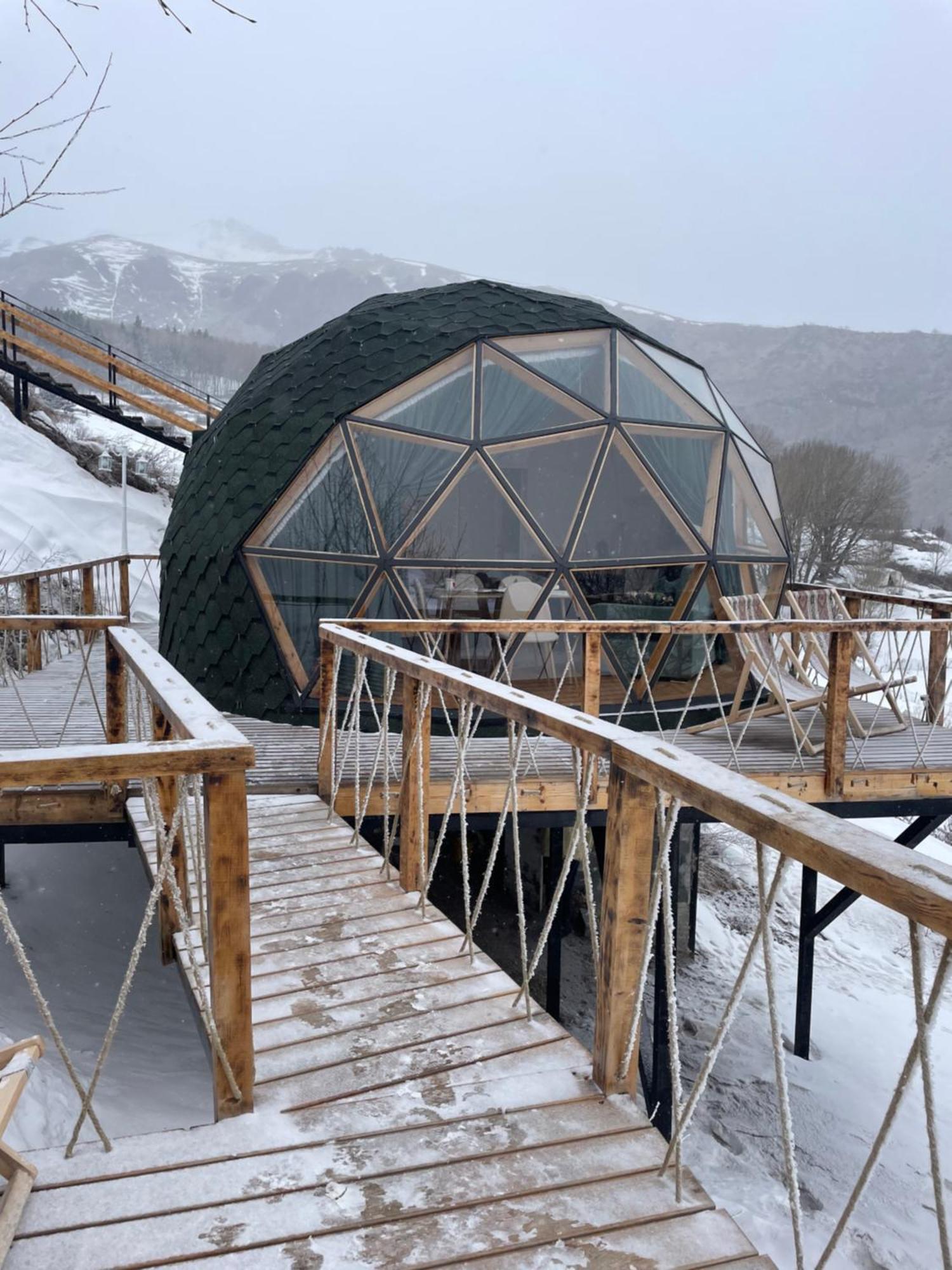 Glamping Emerald Kasbegi Buitenkant foto